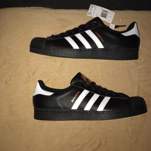 NWB Mens adidas Originals Superstar Shoe White/Black Size 12.5 - Picture 8 of 13